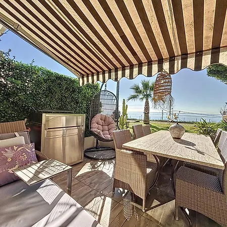 Superbe Duplexe Front De Mer, Acces Direct Aux Plages Cannes