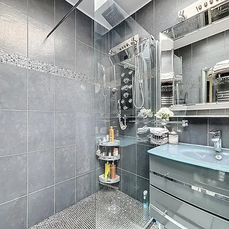 Superbe Duplexe Front De Mer, Acces Direct Aux Plages Appartement Cannes