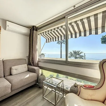 Superbe Duplexe Front De Mer, Acces Direct Aux Plages Appartement
